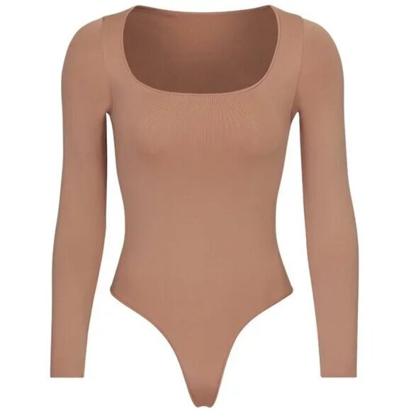SKIMS "Essential" long sleeve Scoop neck Bodysuit - Picture 1 of 8